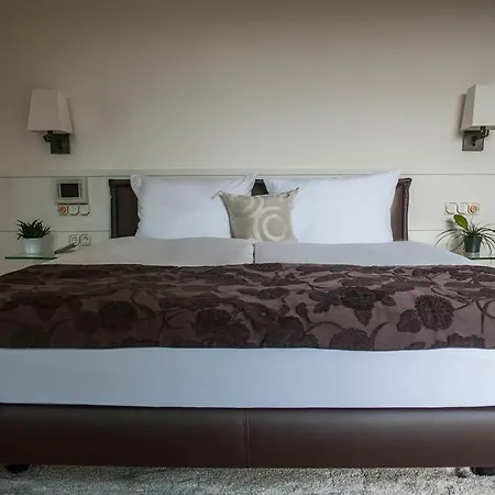 Rca Residenz Hotel 4*